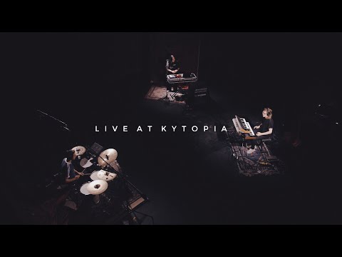 Esther Veen - Undress & Unfold [Live at Kytopia]