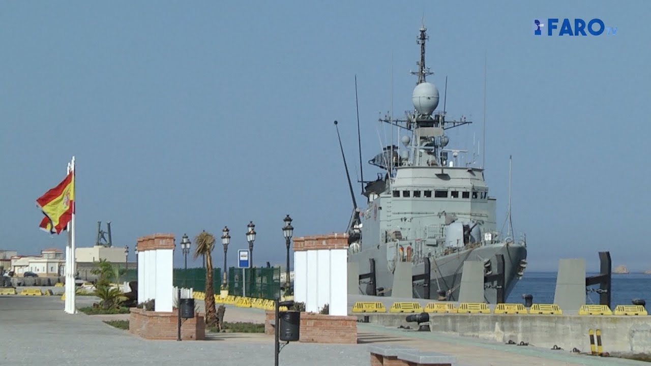 El patrullero 'Vencedora' de la Armada puede visitarse en el Muelle de España