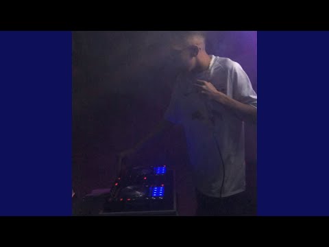 Maluca de Tudo, Quer Sentar Pro Pai