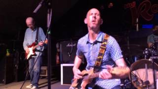 Half Man Half Biscuit - Joy Division Oven Gloves - Robin 2, Bilston, 10/12/15