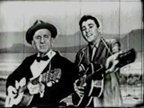 Tucumcari - Jimmie Rodgers on The Jimmy Durante Show ( 1959 )