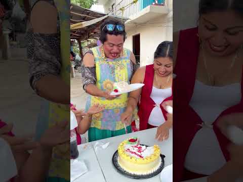 La albercada con las chispas del barrio