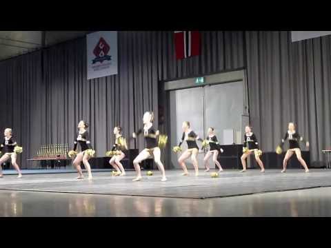 YCI Dandelions Cheer Crew Junior Elite | NM 2013 (dag 2)