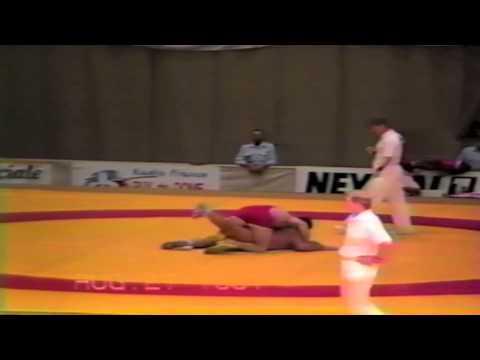 1987 Senior World Championships: 130 kg Aslan Chadarzev (USSR) vs. Atanas Atanasov (BUL)