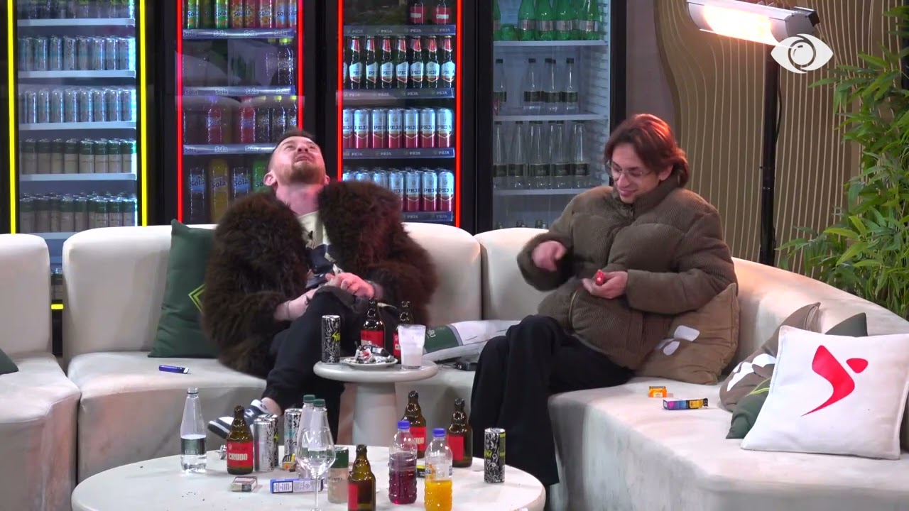 “Ku të kam ofenduar?”/ Vserlo-Tirit: Të kam pirë kafen, të kam vënë dhe 500 lekshin poshtë filxhanit