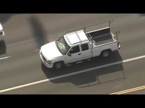Los Angeles Police chase stolen white pickup truck (Oct. 19, 2017)