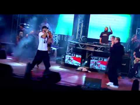 Slatkaristika ft. Toni Zen - Spusti se dole live@Metropolis Arena
