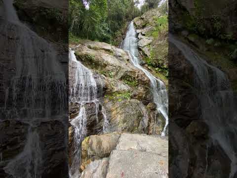 Hermosa cascada en la Belleza SANTANDER!🇨🇴