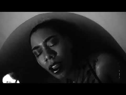 Black Miranda Nicole ft  Willie Hyn