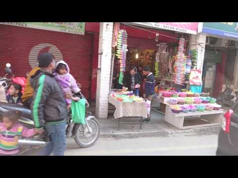 2017.03.12 Rising through foot hill villages of Himalayas towards Shimla, Himachal Pradesh, India