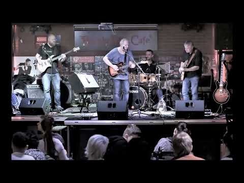 Jeden Kus - Listopád - Jeden Kus