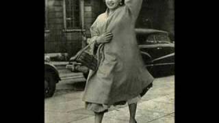 Judy Garland - &#39;It&#39;s So Lovley To Be Back In London&#39;