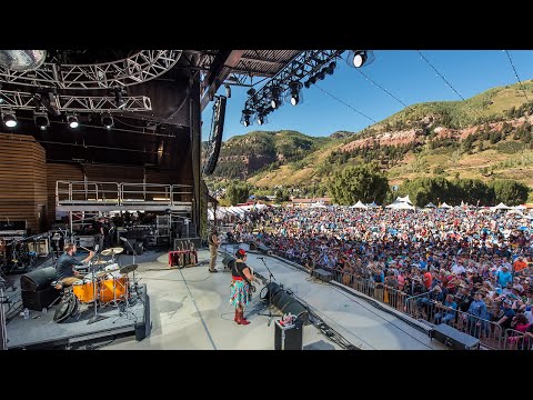 The Reverend Peyton's Big Damn Band - Poor Until Payday" - Live At Telluride Blues & Brews Festival