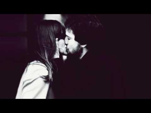 Kosmopolitan   I Belong To You Fence & Fish