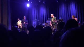 Gin Blossoms play &quot;Pieces of the Night&quot; in Portland, Oregon 11/12/17