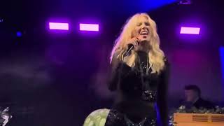 Amanda Jenssen live Mosebacke happyland