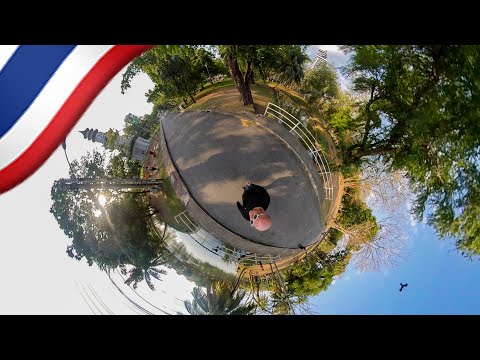 Thai anthem at LUMPHINI PARK