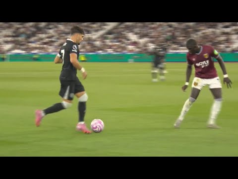 Pedro Neto Is Cooking His Opponents in 2025/2026