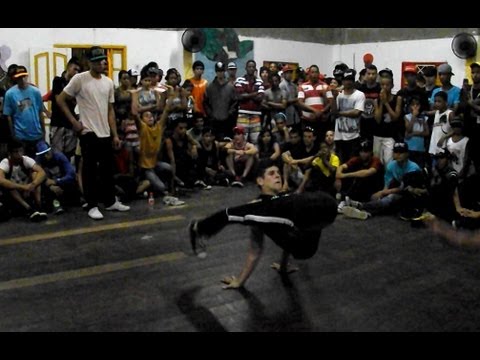 JONAS FLEX VS DIEGO POWERTRICKS BATTLE !