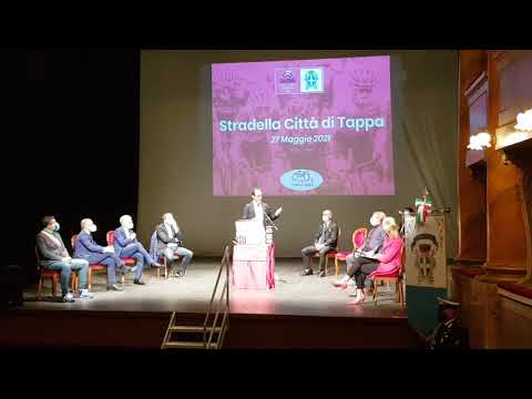 Davide Cassani a Stradella per il Giro d'Italia in Oltrepò Pavese - presentazione di Oltrepò in Giro