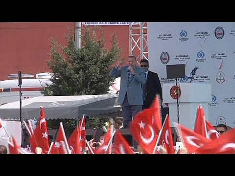 Recep Tayyip Erdogan dénonce la peine de mort prononcée à l'encontre de Morsi