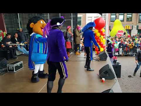 Piet Martino en Piet Rico - Knuffelpiet