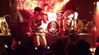 Paycheck Live - Family Force 5