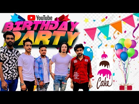 First Cake Cutting My Birthday Party Thanks For Bhaijaan @haroonkhanfitnesshrk love you all Friend