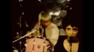 Johnny Thunders - Born To Lose (clip HQ sound)