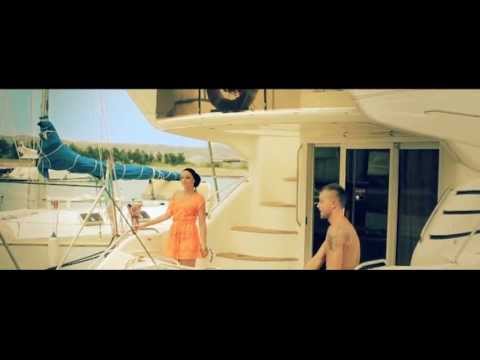 Albana Azizi - E vetmja Femer (Official Video)