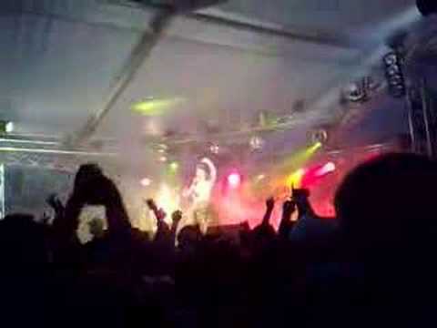 Pandora vs United Dj's - Tell the world LIVE