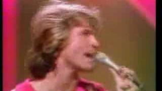 Andy Gibb - Shadow Dancing (LYRICS + FULL SONG)