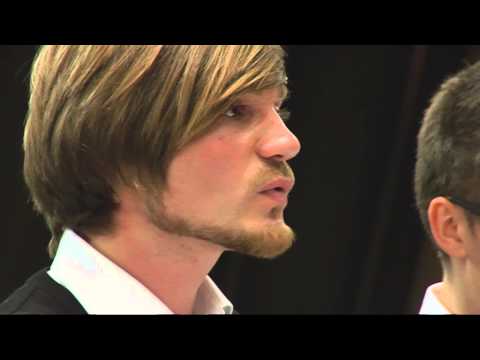 Augsburger Domsingknaben singen FCA-Hymne