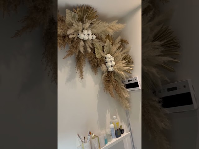 Vídeo relacionado con PatNlevs Pampas Secas Decoracion, Ramos de Flores Secas Naturales Decoración, Hierba de Pampa Esponjosas para Decoración Casamiento, Hogar, Mesa, Boho (Hierba de la Pampa)