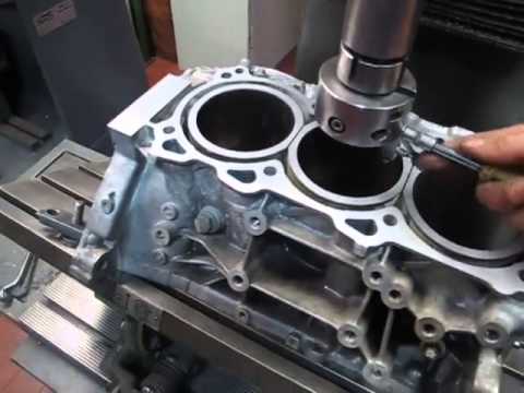 Nissan 350Z Motor aufbohren