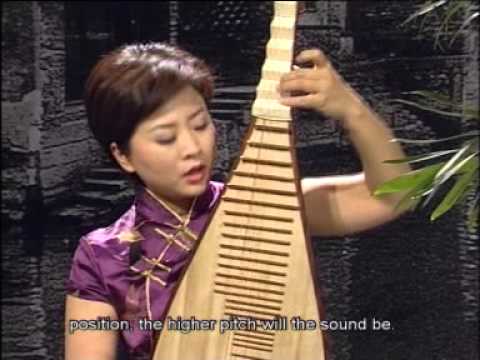 18. 杨靖 Yang Jing teaches the 琵琶 Pipa (with English Subtitles) - Left hand Hits and Slaps