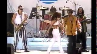 EL GENERAL Y ANAYKA RICA Y APRETADITA