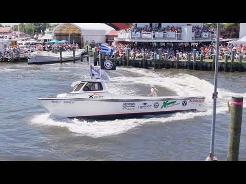 Boat Docking Like You've NEVER Seen Before