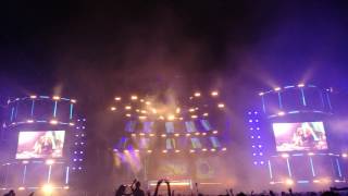 People Grinnin'' (feat. The Child Of Lov) NERVO - Dreambeach 2016