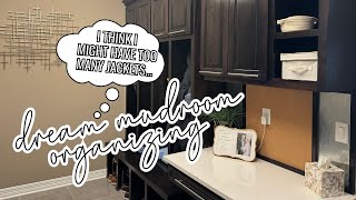*REALISTIC* MUDROOM/ENTRYWAY ORGANIZATION // Dream Mudroom Organization with Two Kids
