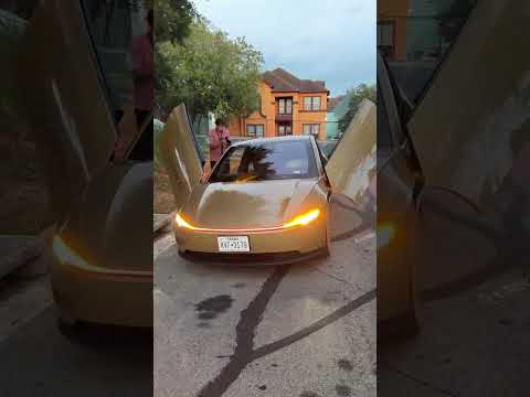 Tesla Cybercab Is Finally on the Streets! 🤯🤖