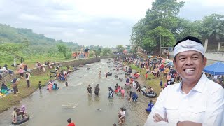 Download lagu Making a Scene‼️West Java Residents Storm the Clean Water River in the Middle of the Beautiful Na... mp3