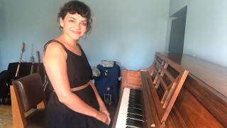Norah Jones - Thinking About You - Live at Home