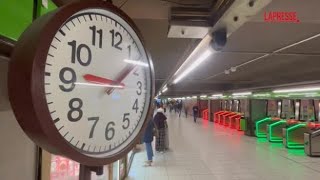 Sciopero dei trasporti, aperte le linee della metro a Milano: le immagini da Cadorna