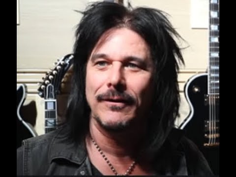 Guns N' Roses Ex Guitarist Gilby Clarke On How He Got Fired & Izzy Stradlin