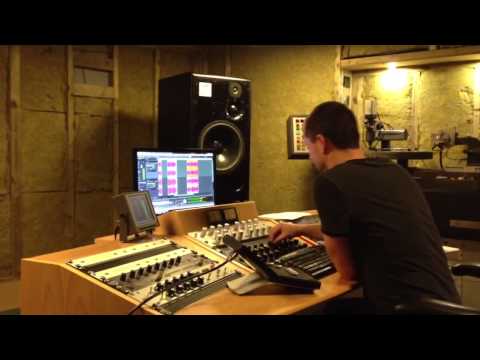 Stormfield - Collapsing System (Errorbeauty remix)