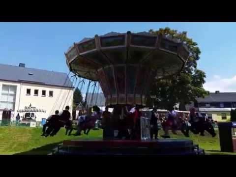 Hohe Tannen auf dem Kettenkarussell - FFW Blaskapelle Colmnitz