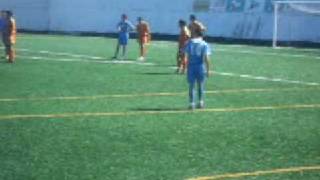 preview picture of video 'Controlazo tierno futbol'