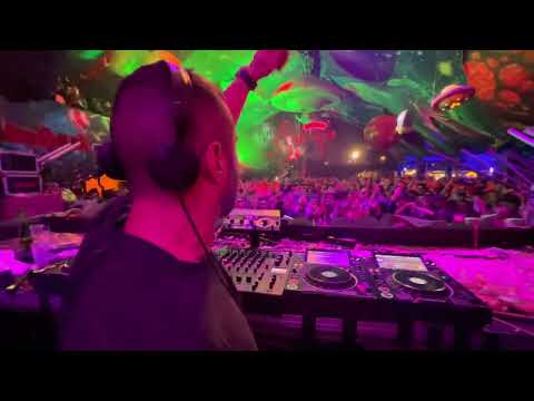Joseph Capriati plays Francesco Squillante-Poligonale @Elrow Barcelona 2022