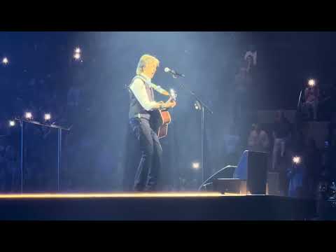 Paul McCartney  - Blackbird -  Friday Nov 21, 2025 TD Colliseum Hamilton thumbnail